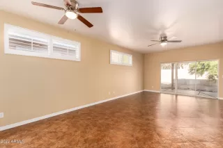 Photo #4: 6351601 Listing