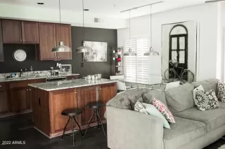 Photo #3: 6351610 Listing 