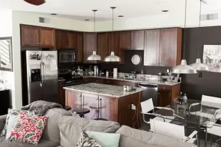 Photo #5: 6351610 Listing 