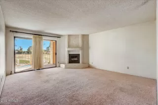 Photo #6: 6351686 Listing 