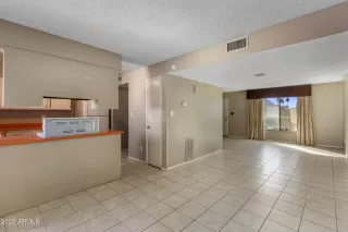 Photo #3: 6351714 Listing