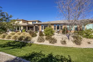 Photo #2: 6351736 Listing