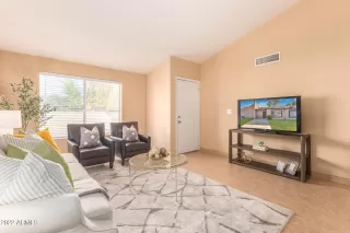 Photo #6: 6351984 Listing