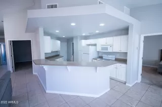 Photo #2: 6352040 Listing