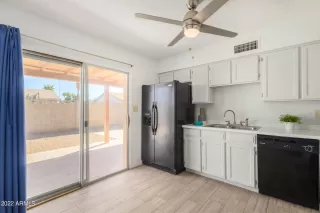 Photo #6: 6352234 Listing