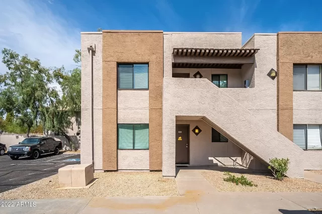 MLS: 6352287 Condo For Sale