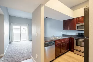 Photo #2: 6352287 Listing