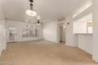 Photo #4: 6352651 Listing