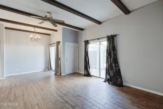 Photo #2: 6352787 Listing 