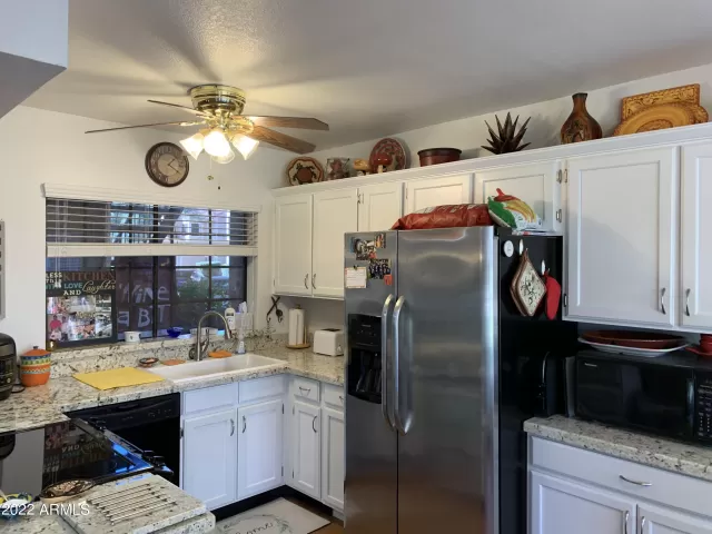 MLS: 6353017 Condo For Sale