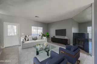 Photo #3: 6353069 Listing