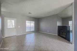 Photo #4: 6353069 Listing