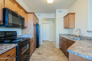 Photo #6: 6353206 Listing