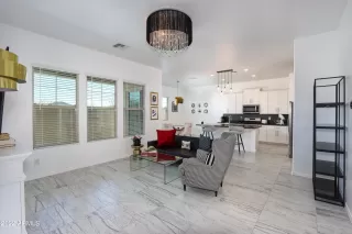 Photo #3: 6353226 Listing