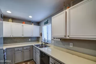 Photo #3: 6353248 Listing 