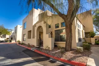 Photo #5: 6353496 Listing