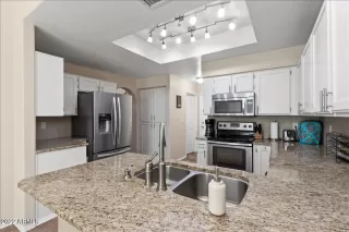 Photo #4: 6353645 Listing 