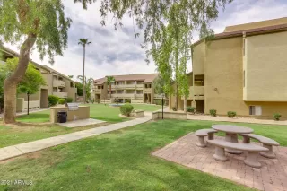 Photo #5: 6353655 Listing