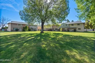 Photo #5: 6353719 Listing