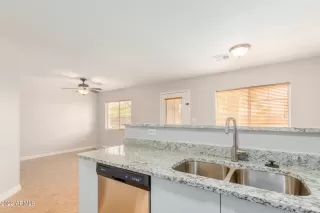 Photo #3: 6353980 Listing 