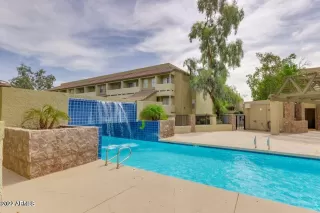 Photo #6: 6354095 Listing