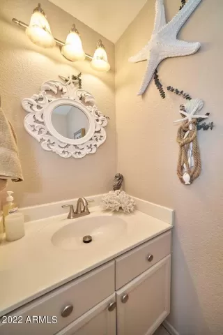 Photo #5: 6354148 Listing