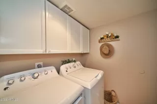 Photo #6: 6354148 Listing