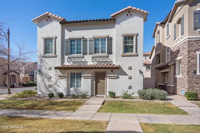 MLS: 6354403 Condo For Sale