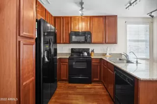 Photo #4: 6354403 Listing