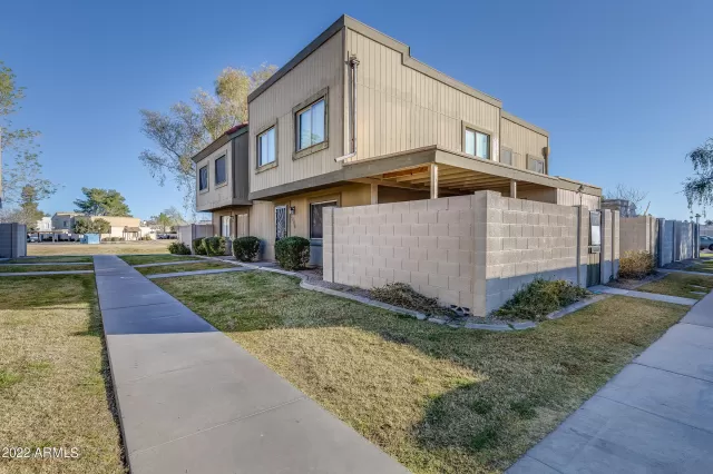 MLS: 6355059 Condo For Sale