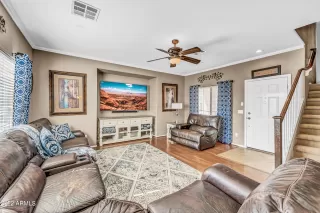 Photo #4: 6355282 Listing