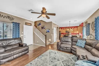 Photo #6: 6355282 Listing