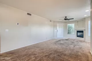 Photo #6: 6355337 Listing