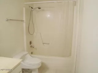 Photo #5: 6355375 Listing 