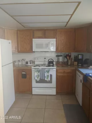 Photo #4: 6355530 Listing