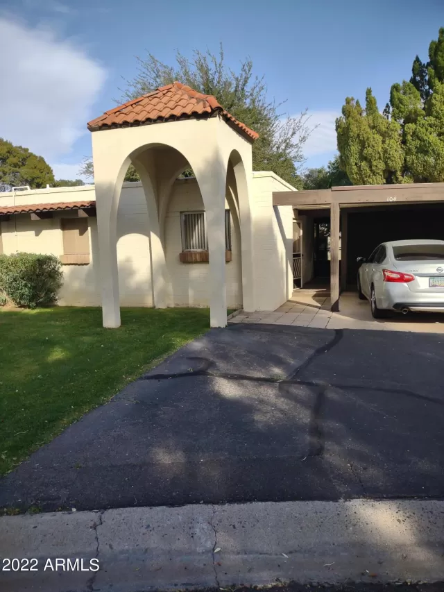 MLS: 6355585 Condo For Sale