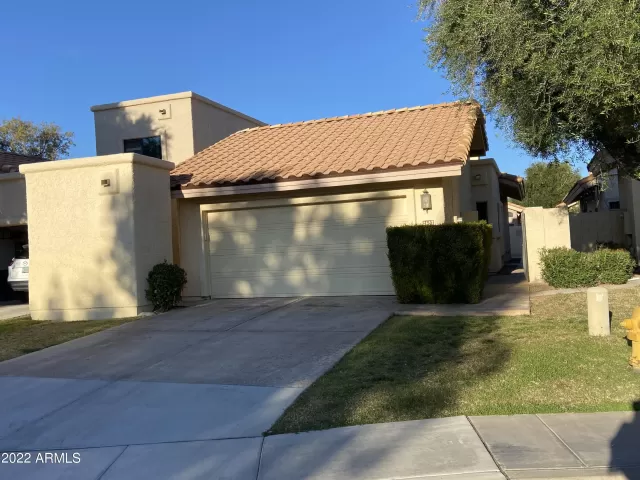 MLS: 6355703 Condo For Sale