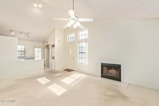 Photo #5: 6356065 Listing