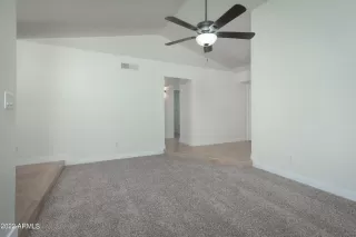 Photo #4: 6356535 Listing