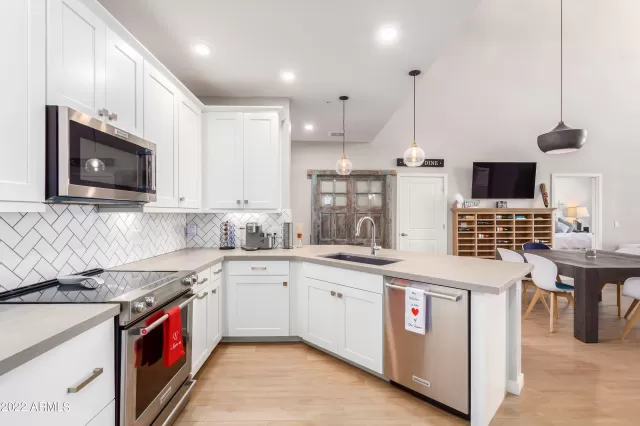 MLS: 6356720 Condo For Sale