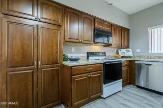 Photo #4: 6356737 Listing