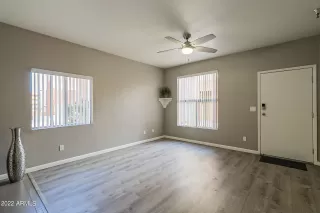 Photo #5: 6356737 Listing