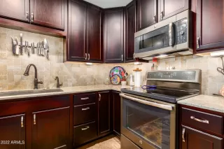 Photo #4: 6356759 Listing