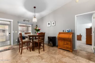 Photo #6: 6356759 Listing