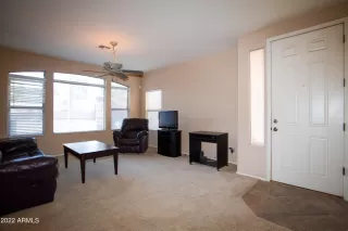 Photo #5: 6356842 Listing