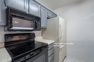 Photo #5: 6356962 Listing