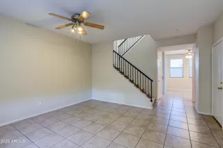 Photo #4: 6357081 Listing