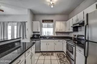 Photo #4: 6357247 Listing