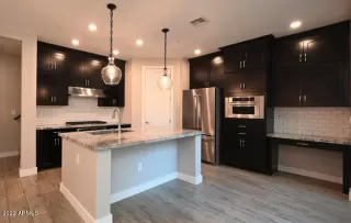 Photo #1: 6357434 Listing