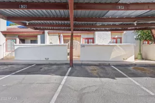 Photo #5: 6357444 Listing